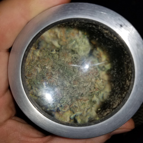 Weed Stash Jar With magnifying glass Top